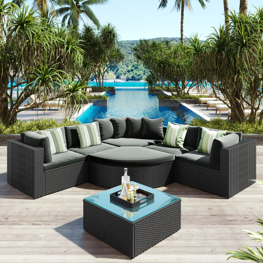 7-piece Outdoor Wicker Sofa Set w/pillows